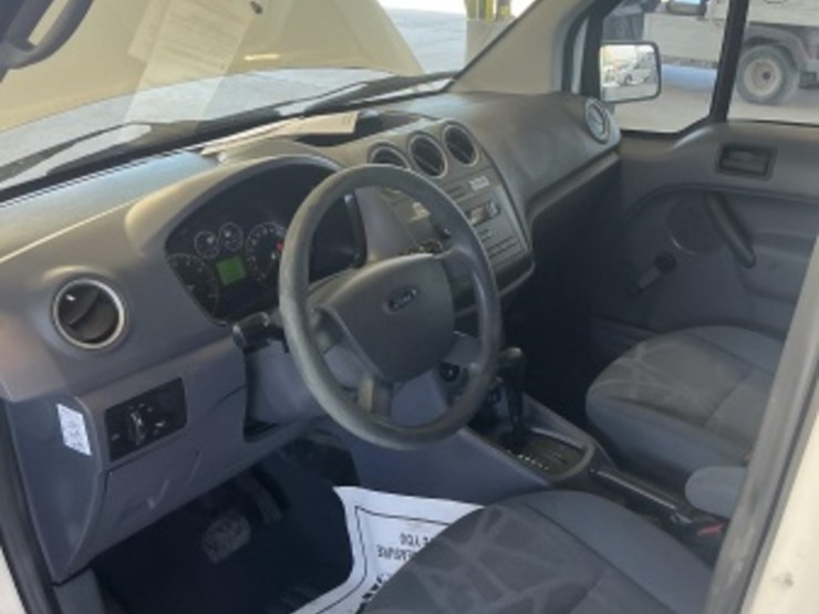 2013-ford-transit-connect-image-23