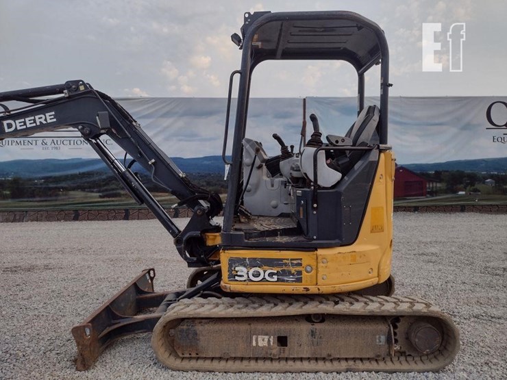2017-deere-30g-image-12