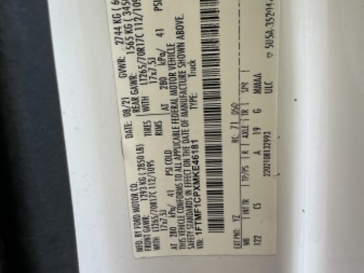 2021-ford-f150-image-15