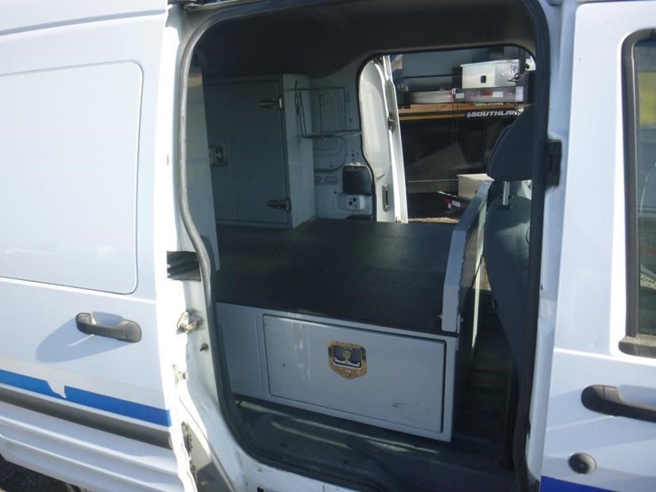 2013-ford-transit-connect-image-8