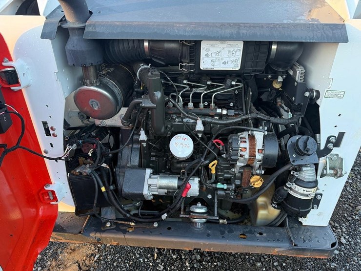 2018-bobcat-s550-image-14