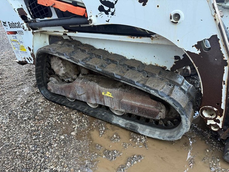 2015-bobcat-t450-image-12