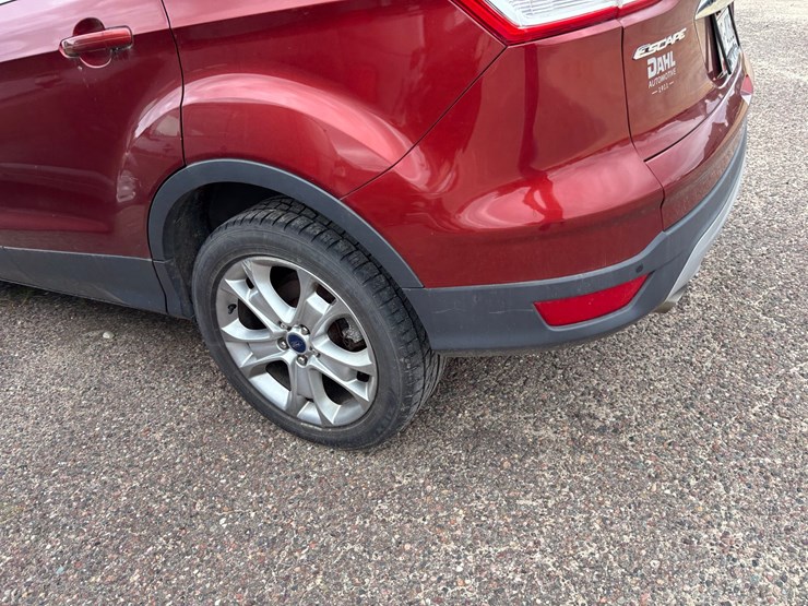 2015-ford-escape-image-7