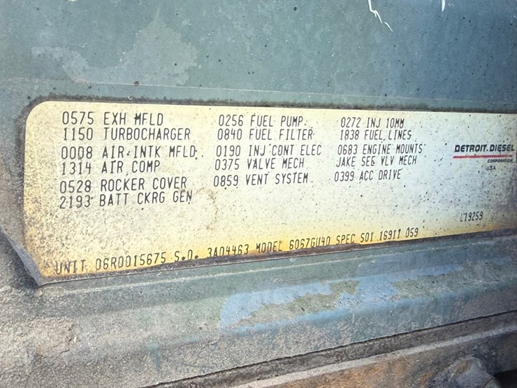 #3509-•-freightliner-sleeper-cab-truck-tractor-image-38