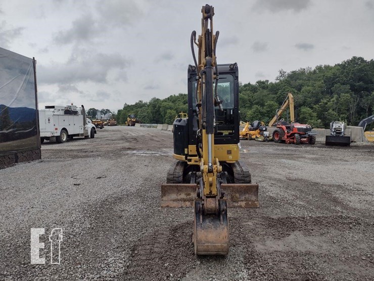 2022-caterpillar-303cr-image-2
