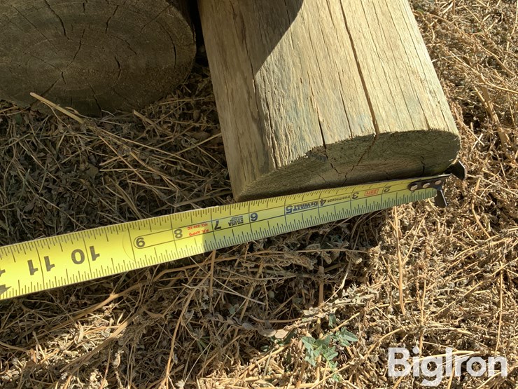 wood-posts-&-hinge-joint-wire-image-9