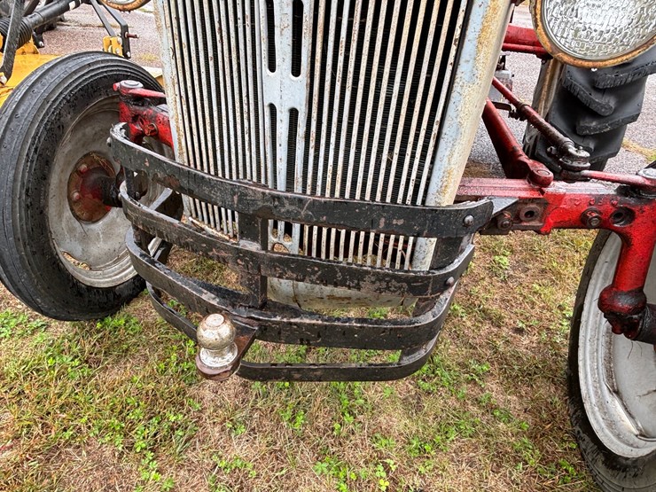 ford-8n-image-35