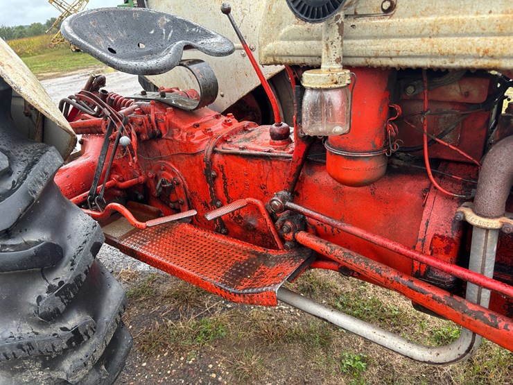 ford-8n-image-15