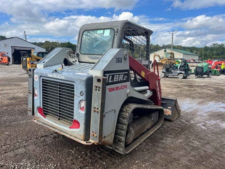 2020-takeuchi-tl8-image-7