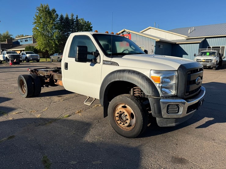 2013-ford-f550-image-7