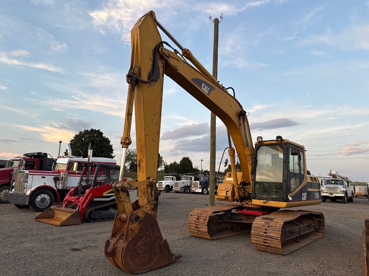 caterpillar-315bl-image-1