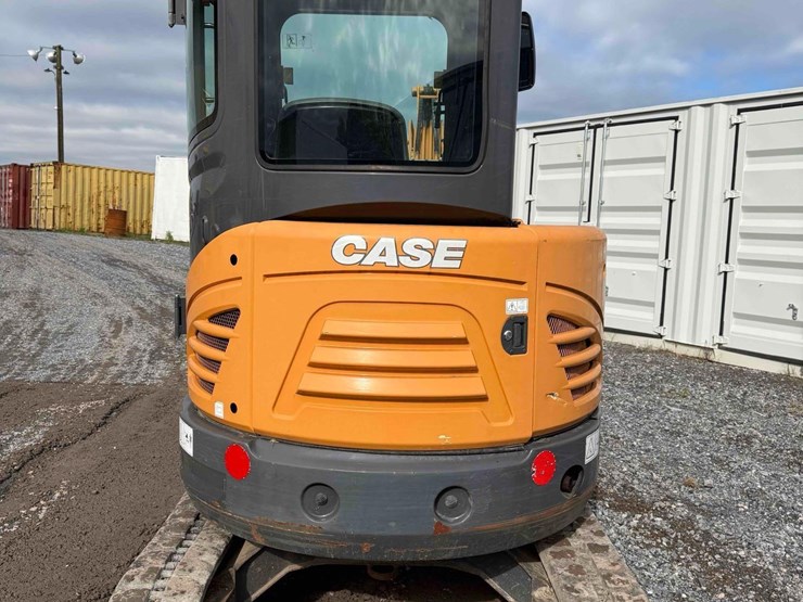 2017-case-cx26c-image-4