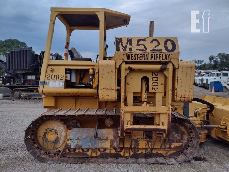 2000-deere-650h-lt-image-32