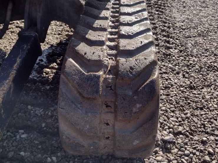 2011-hitachi-zx35u-3-image-16