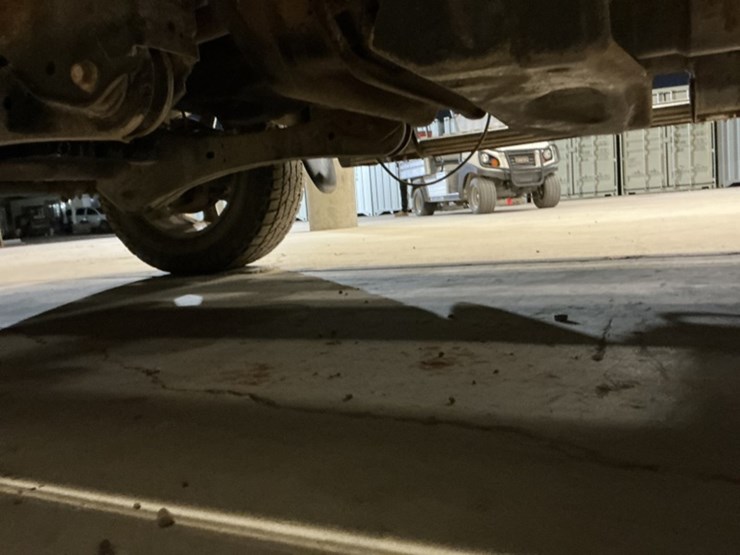 2011-ford-f350-image-25