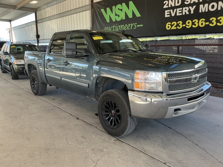 2012-chevrolet-silverado-1500-image-2