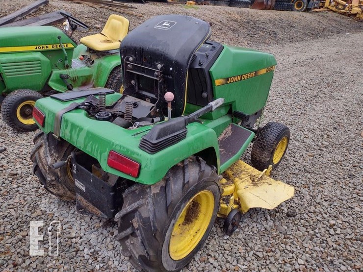 john-deere-240-image-3