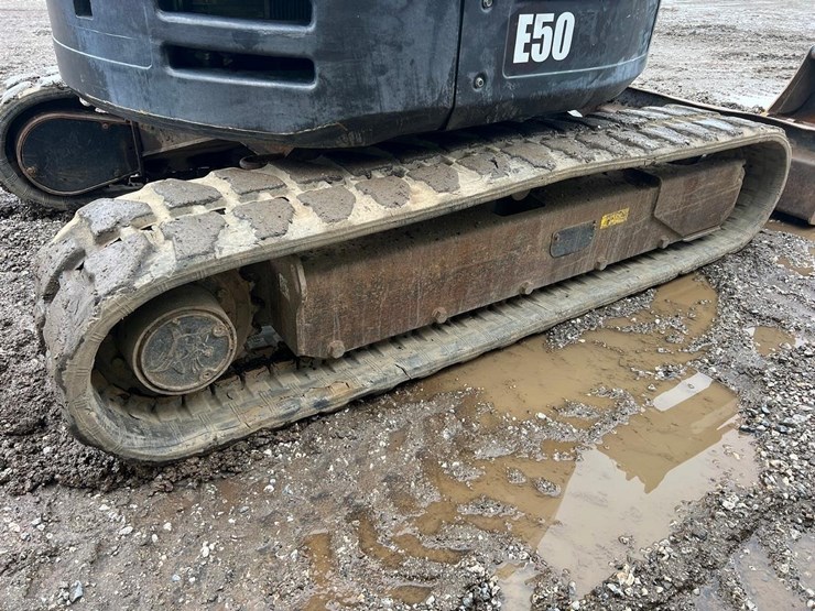 2017-bobcat-e50-image-17