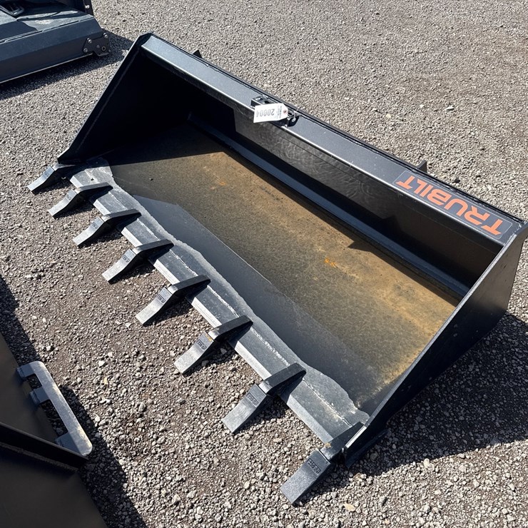 #2026 • TRUBILT 72" SKID STEER TOOTH BUCKET