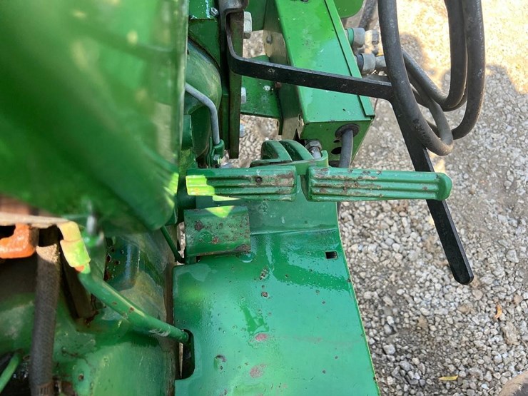 john-deere-2550-image-32
