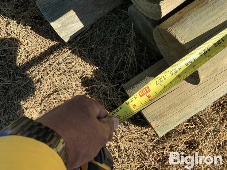 wood-posts-&-hinge-joint-wire-image-10