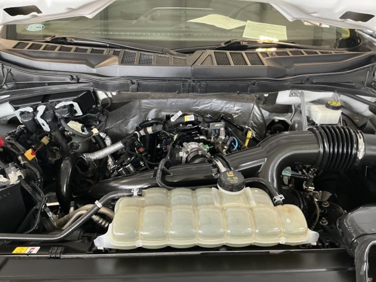 2023-ford-f150-image-10