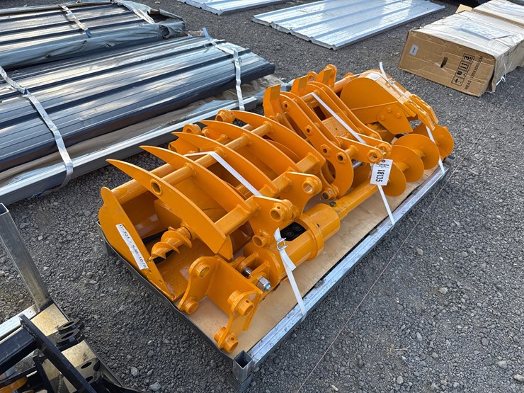 #1022-•-mini-excavator-attachment-package-image-2