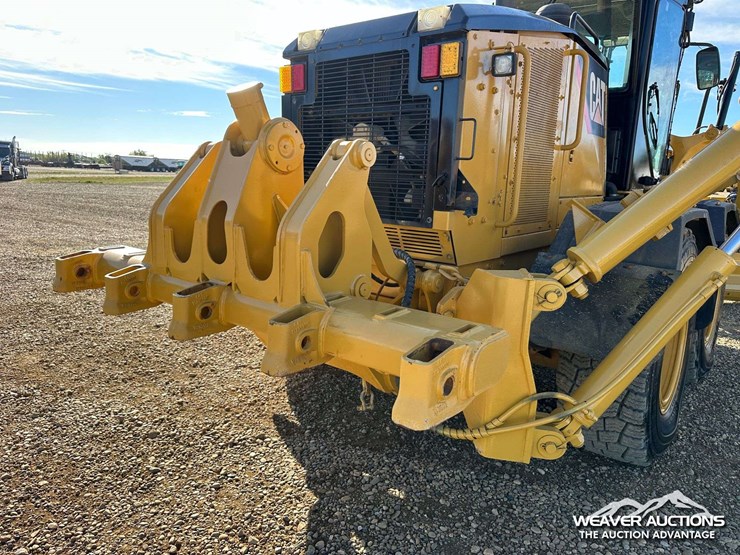 caterpillar-140m-image-48