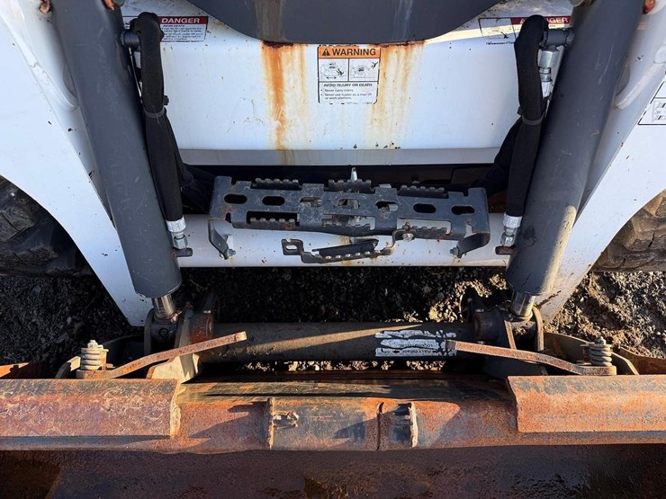 2018-bobcat-s550-image-10