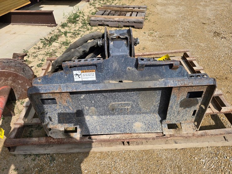 #9613-•-2009-bobcat-300-direct-drive-post-hole-digger-image-4