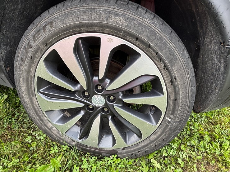 2021-buick-encore-image-9