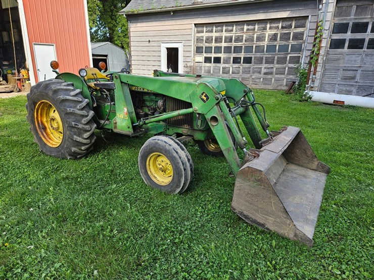 john-deere-2440-image-7