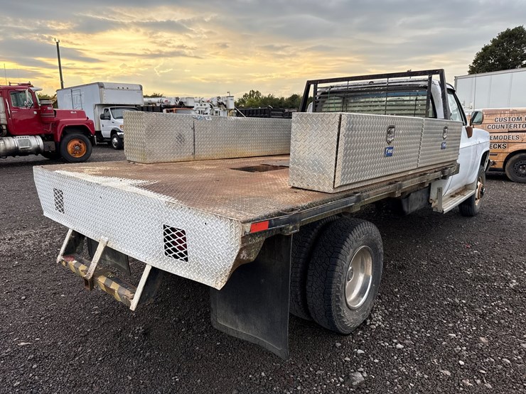 1989-chevrolet-3500-image-7