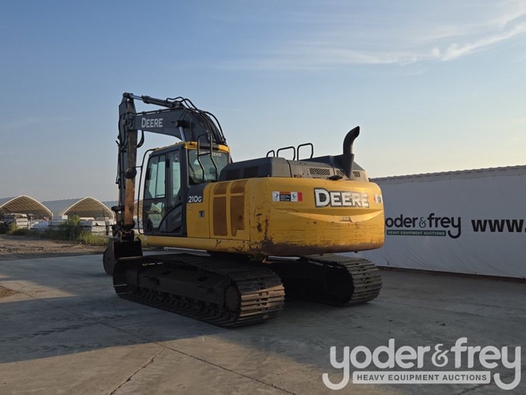2019-deere-210g-lc-image-3