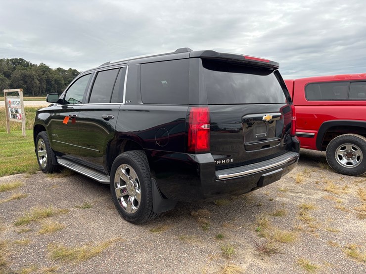 2015-chevrolet-tahoe-ltz-image-6
