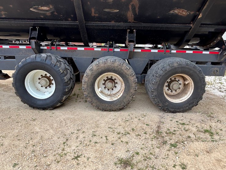#1323-•-bauer-built-sd36-side-dump-wagon-(west-salem,-wi)-image-46