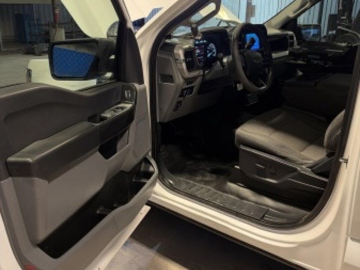 2023-ford-f150-image-23