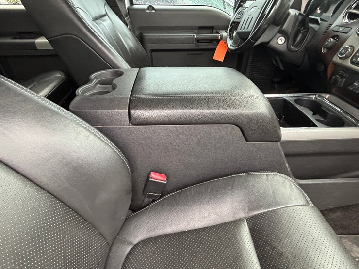 2014-ford-f250-image-32