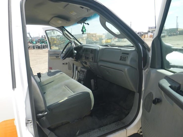 2003-ford-f450-image-6