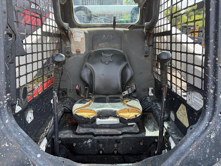2019-bobcat-t650-image-12