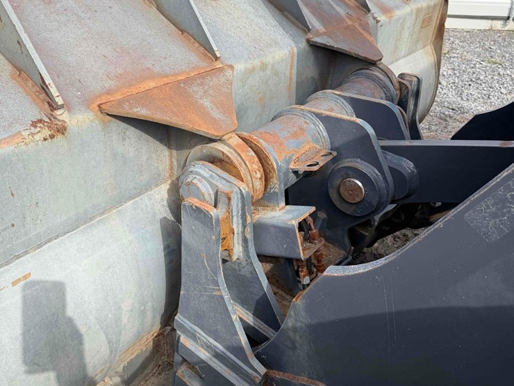 2022-deere-544-p-tier-image-8