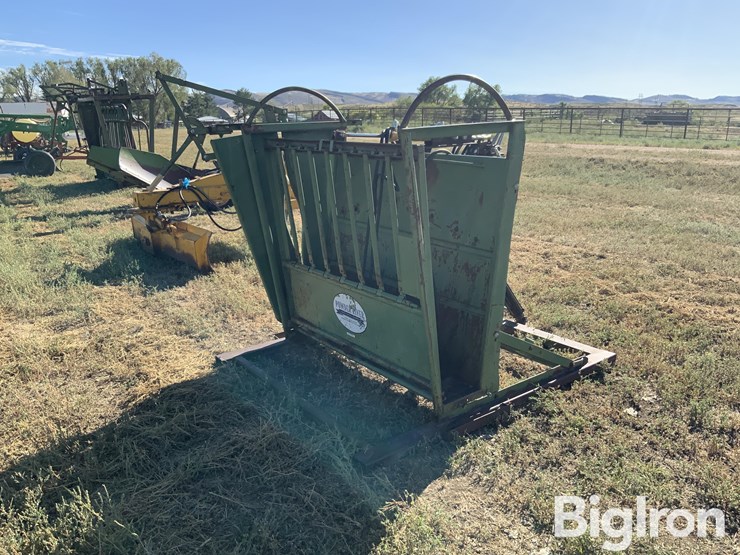 powder-river-hydraulic-calf-table-image-8