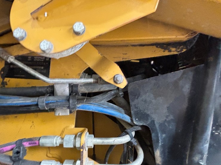 caterpillar-259d-image-27