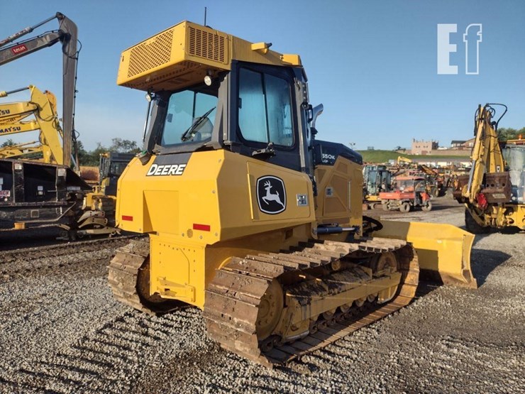 2023-deere-550k-lgp-image-38