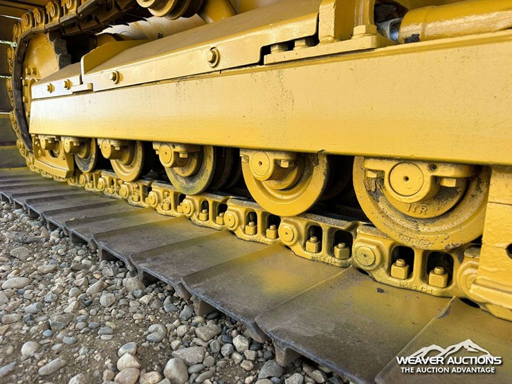 john-deere-8-image-28