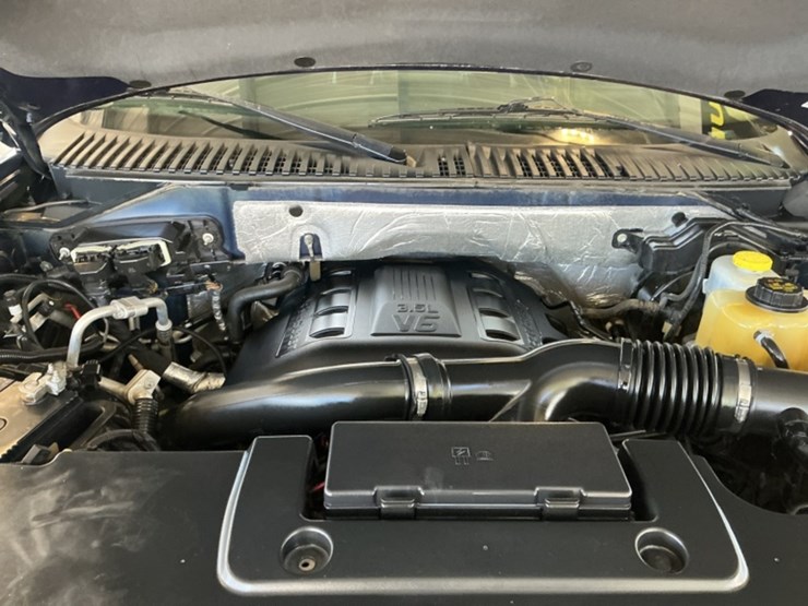 2016-ford-expedition-image-9