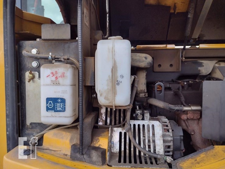 2018-deere-85g-image-38
