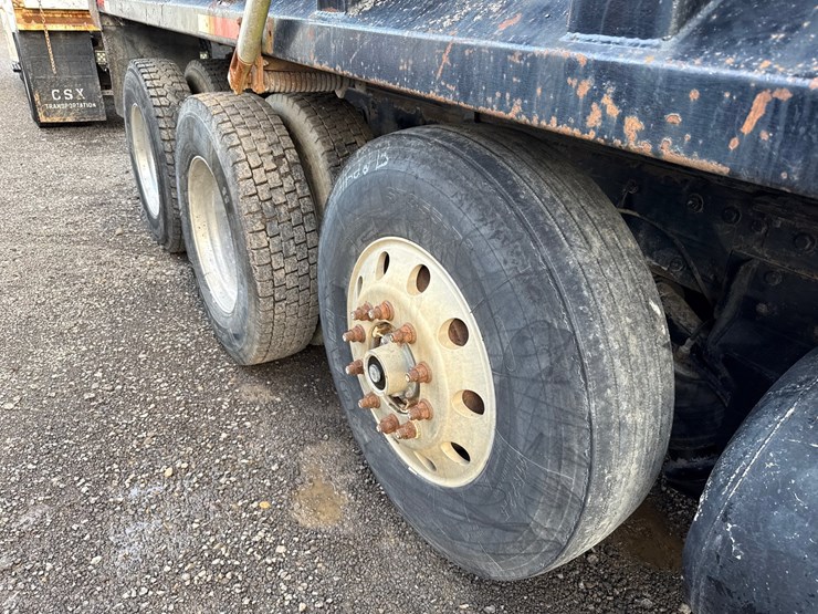peterbilt-379-image-6