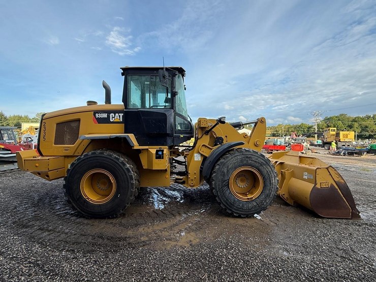 2017-caterpillar-930m-image-5