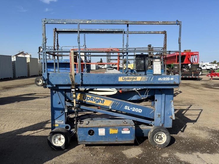 up-right-sl-20d-scissor-lift-image-5